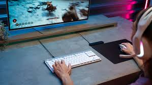 Mouse dan Keyboard 2025: Saat Logitech Berhenti Jadi Perangkat, dan Mulai Jadi Perpanjangan Tubuhmu